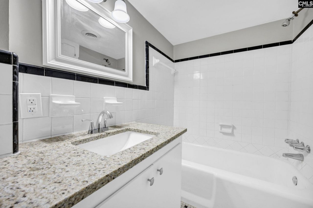 842 Delverton Road  Photo 30