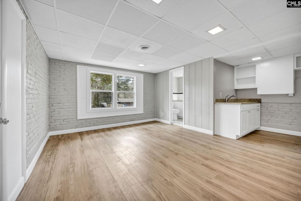 842 Delverton Road  Photo 31