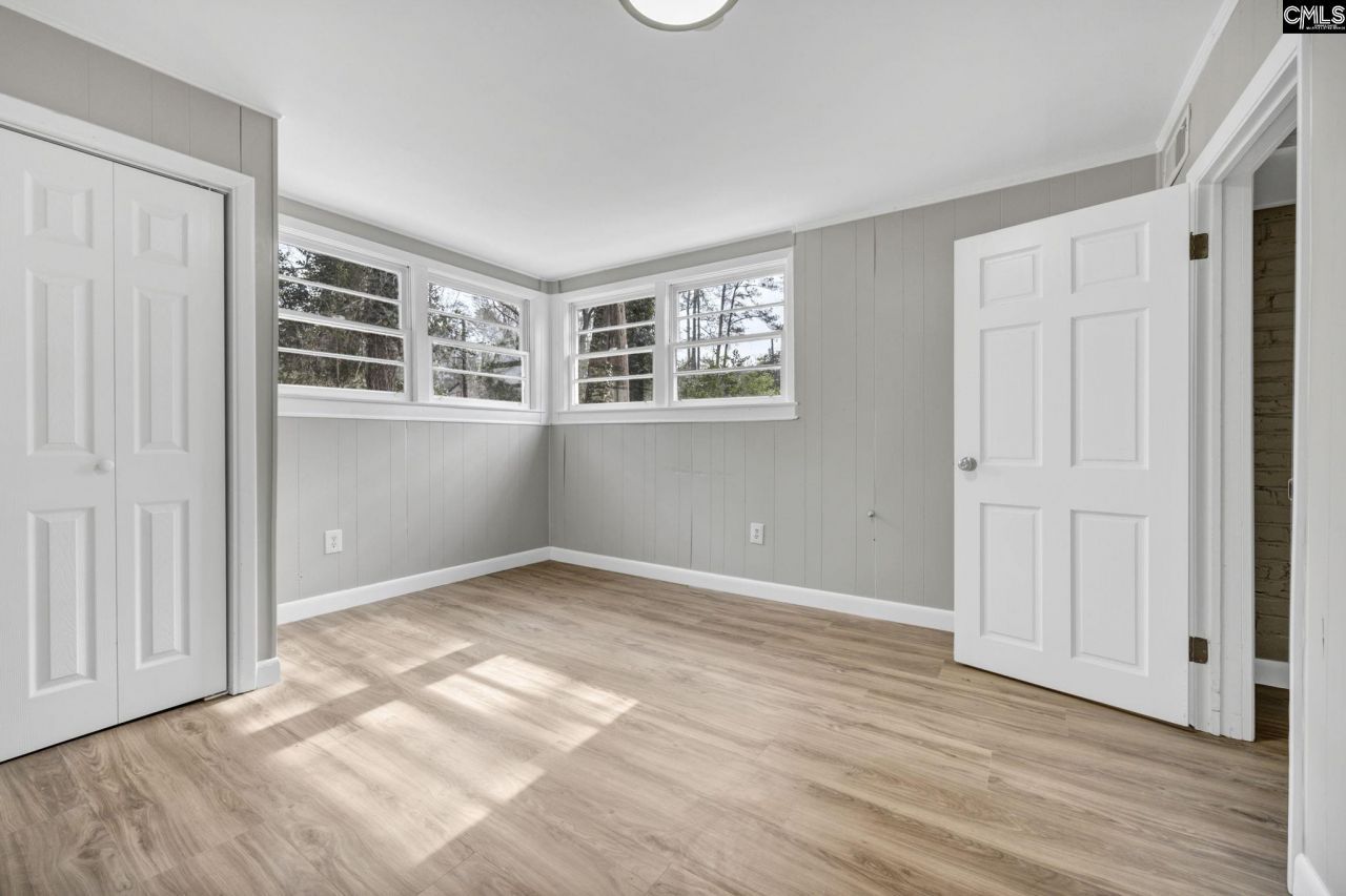 842 Delverton Road  Photo 33