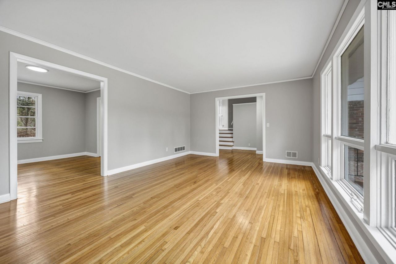 842 Delverton Road  Photo 7