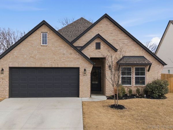 1417 N 72nd Street, Broken Arrow, OK 74014