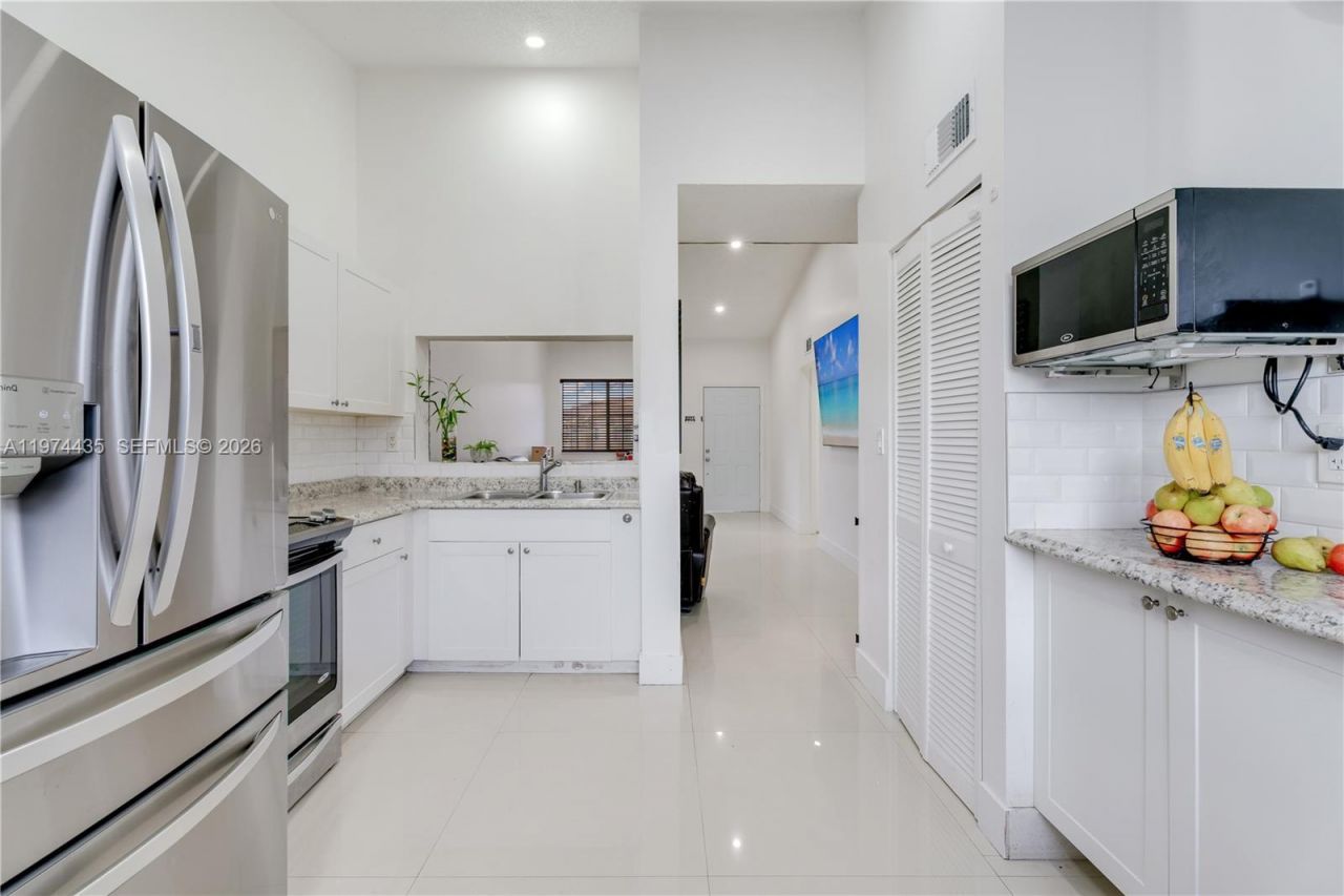 13060 SW 64th Ter, Unit 1208, Miami, FL 33183 Photo