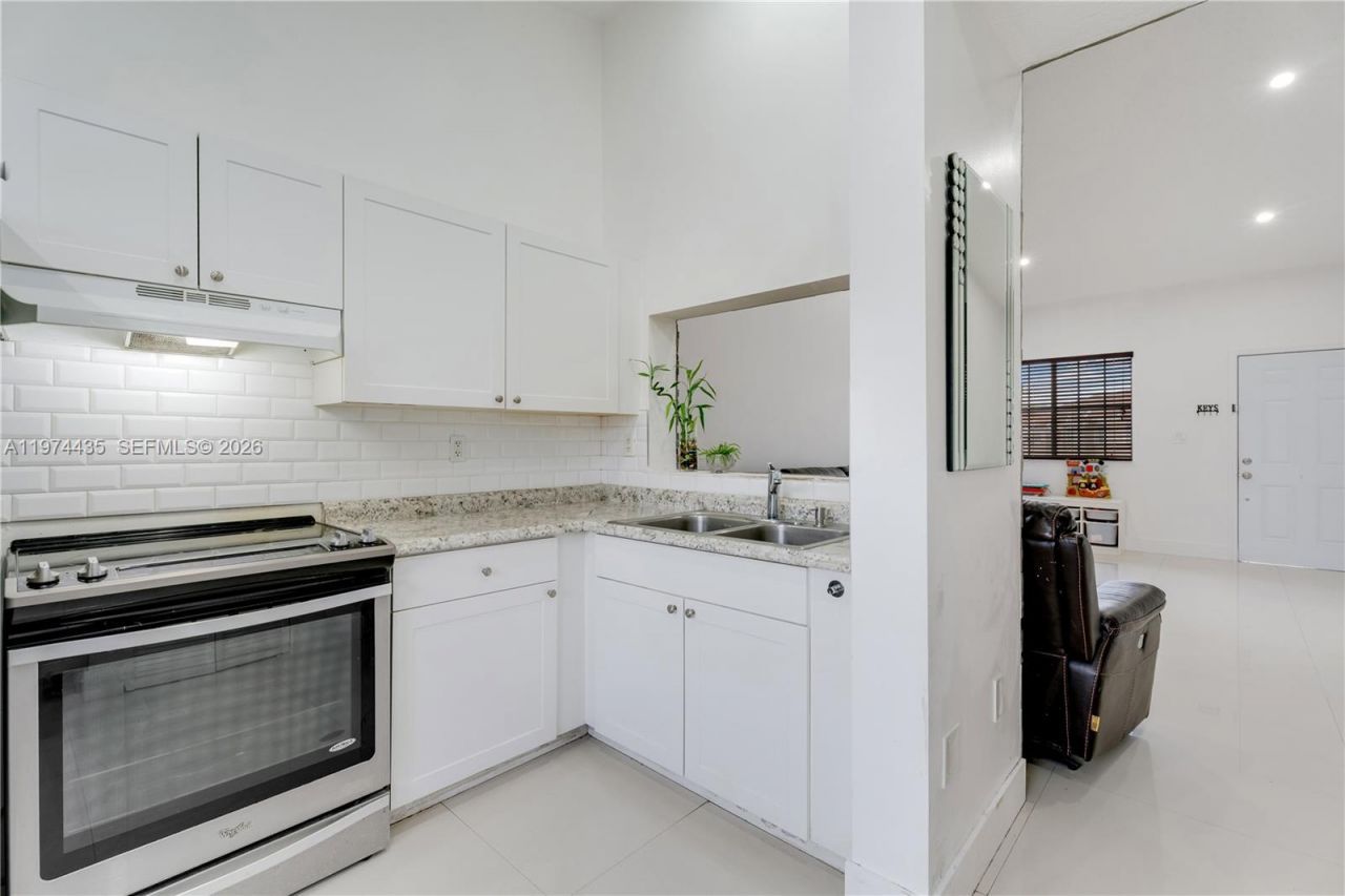 13060 SW 64th Ter, Unit 1208, Miami, FL 33183 Photo