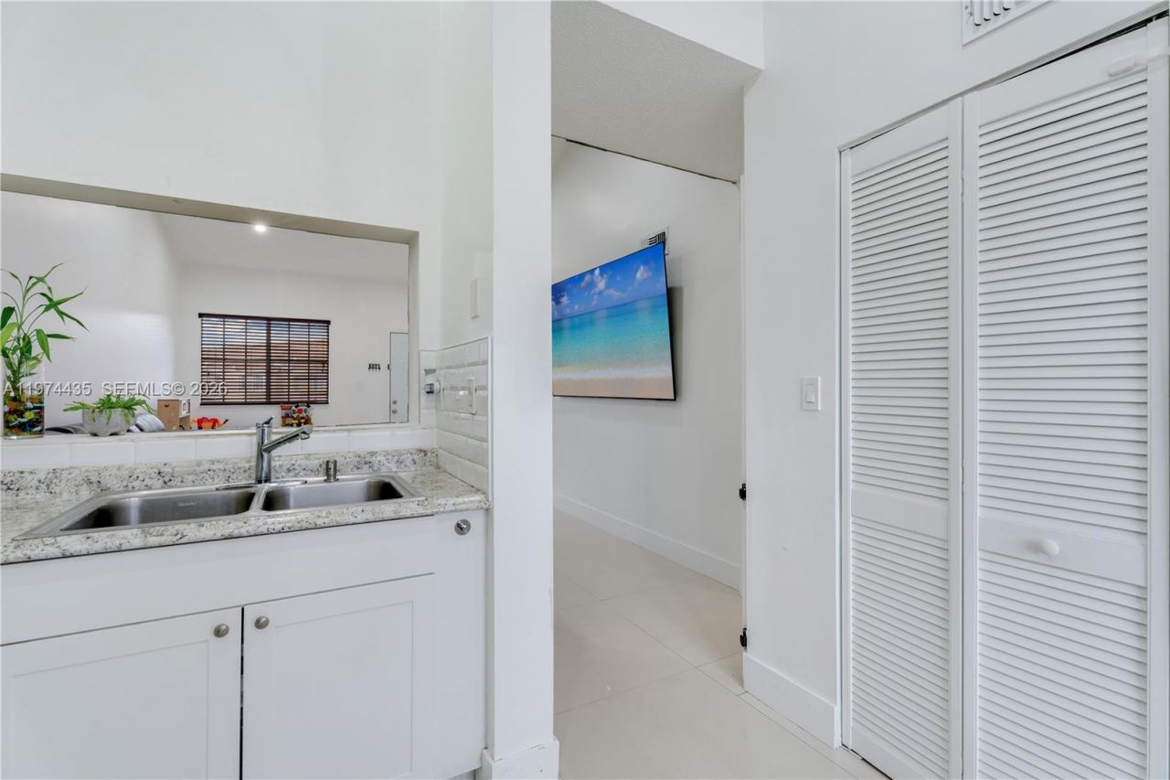 13060 SW 64th Ter, Unit 1208, Miami, FL 33183 Photo