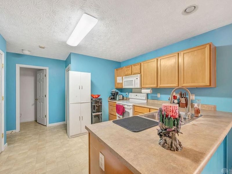 501 Meadowview Place, Trenton, OH 45067 Photo 8