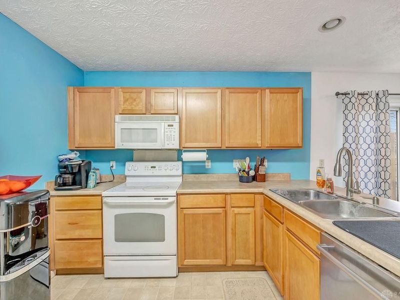 501 Meadowview Place, Trenton, OH 45067 Photo 9