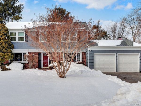 286 Hallock Road , Stony Brook, NY 11790