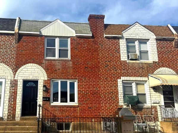 2098 KENT ROAD, FOLCROFT, PA 19032