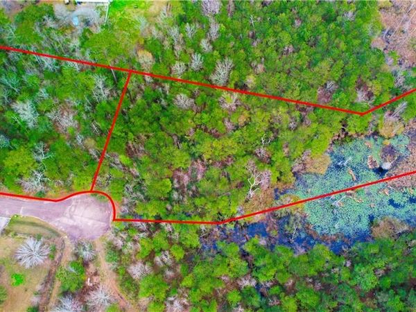 SURREY Lane, Slidell, LA 70461