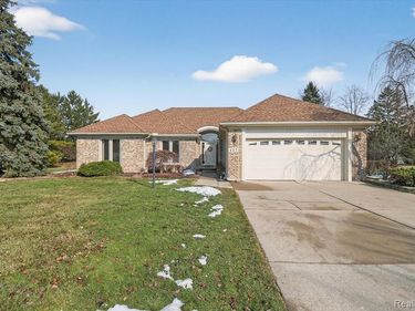 407 Fairfield Court, CANTON, MI 48188