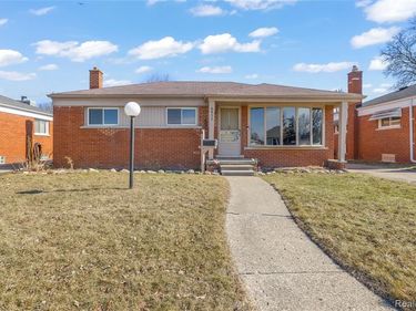 6452 Arcola Street, Garden City, MI 48135