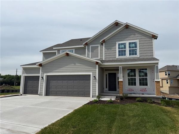 19878 W 114th Place, Olathe, KS 66061