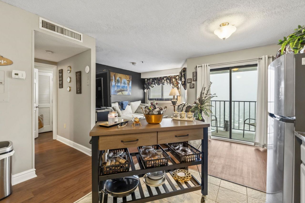 5905 South Kings Hwy.  Photo 5