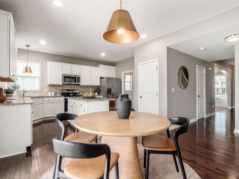 8366 Marwithe Place , New Albany, OH 43054 Photo 11