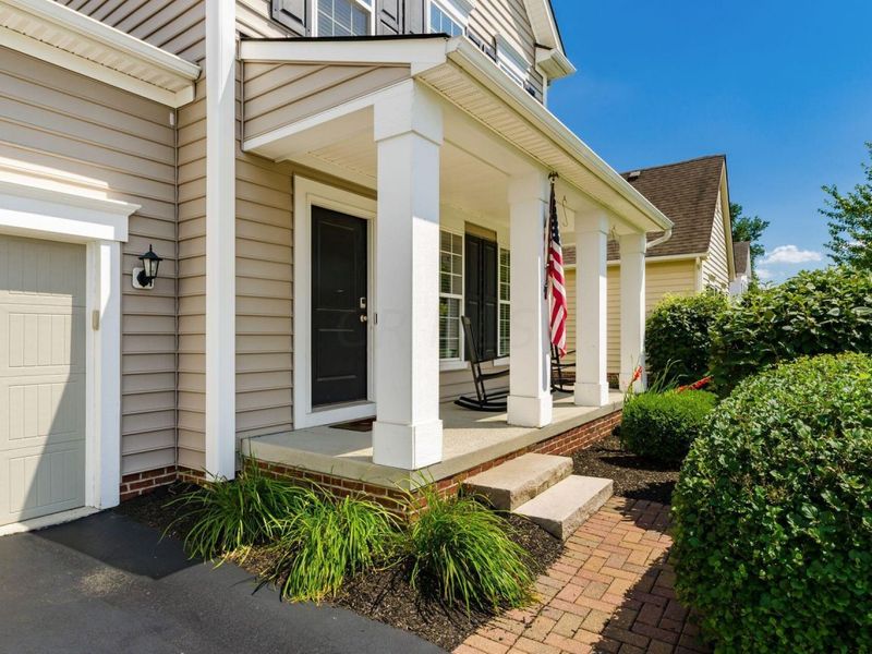 8366 Marwithe Place , New Albany, OH 43054 Photo 3