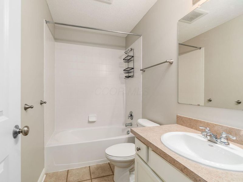 8366 Marwithe Place , New Albany, OH 43054 Photo 30