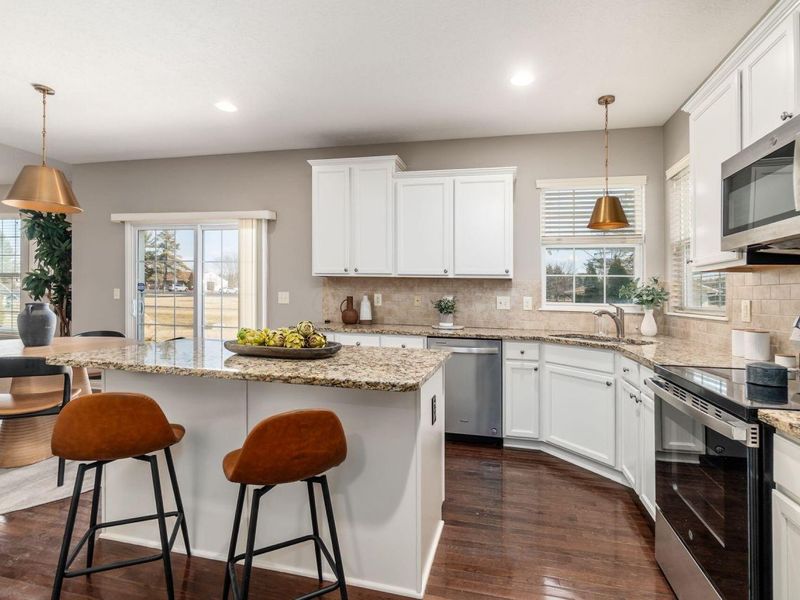 8366 Marwithe Place , New Albany, OH 43054 Photo 9