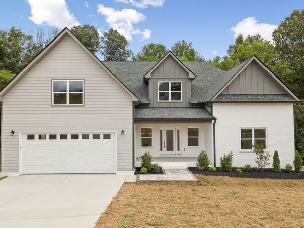 123 Casey Street , Brush Creek, TN 38547