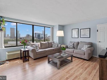 2001 HAMILTON STREET , Unit 1004, PHILADELPHIA, PA 19130