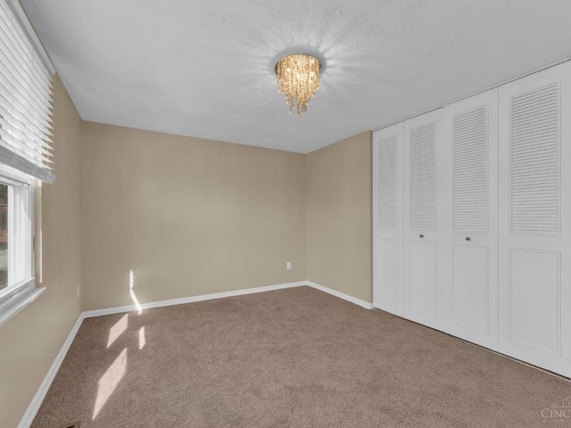 1364 Karahill Drive, Forest Park, OH 45240 Photo 15