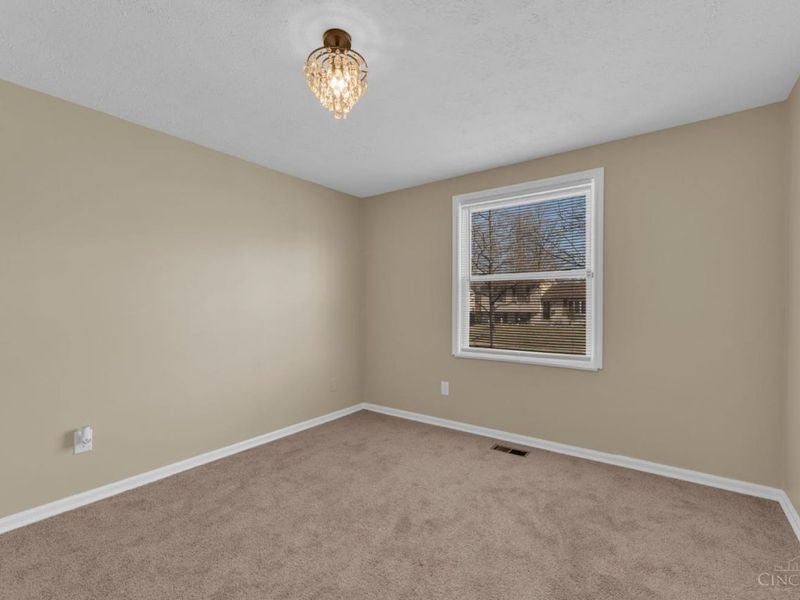 1364 Karahill Drive, Forest Park, OH 45240 Photo 22