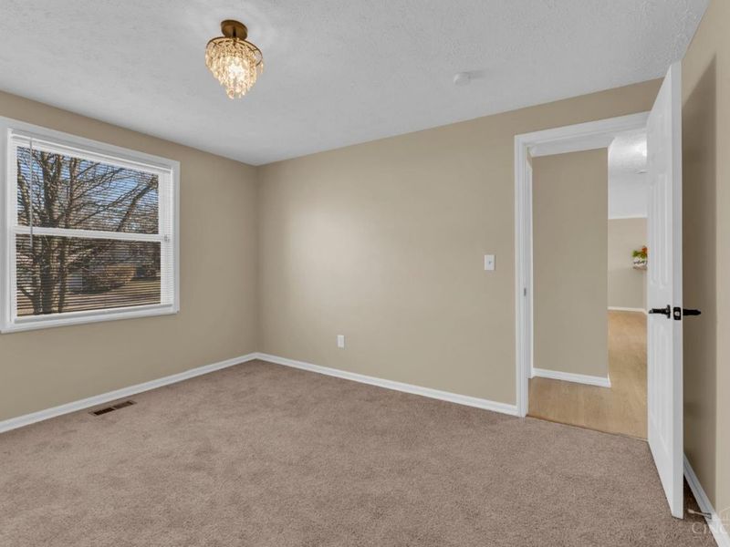 1364 Karahill Drive, Forest Park, OH 45240 Photo 24