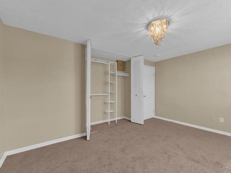 1364 Karahill Drive, Forest Park, OH 45240 Photo 24