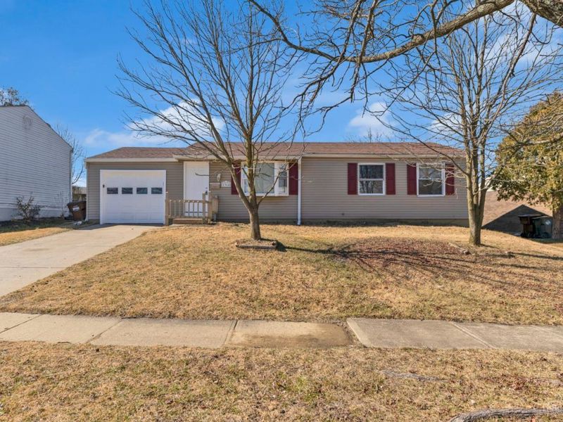1364 Karahill Drive, Forest Park, OH 45240 Photo 3