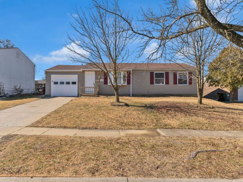 1364 Karahill Drive, Forest Park, OH 45240 Photo 5