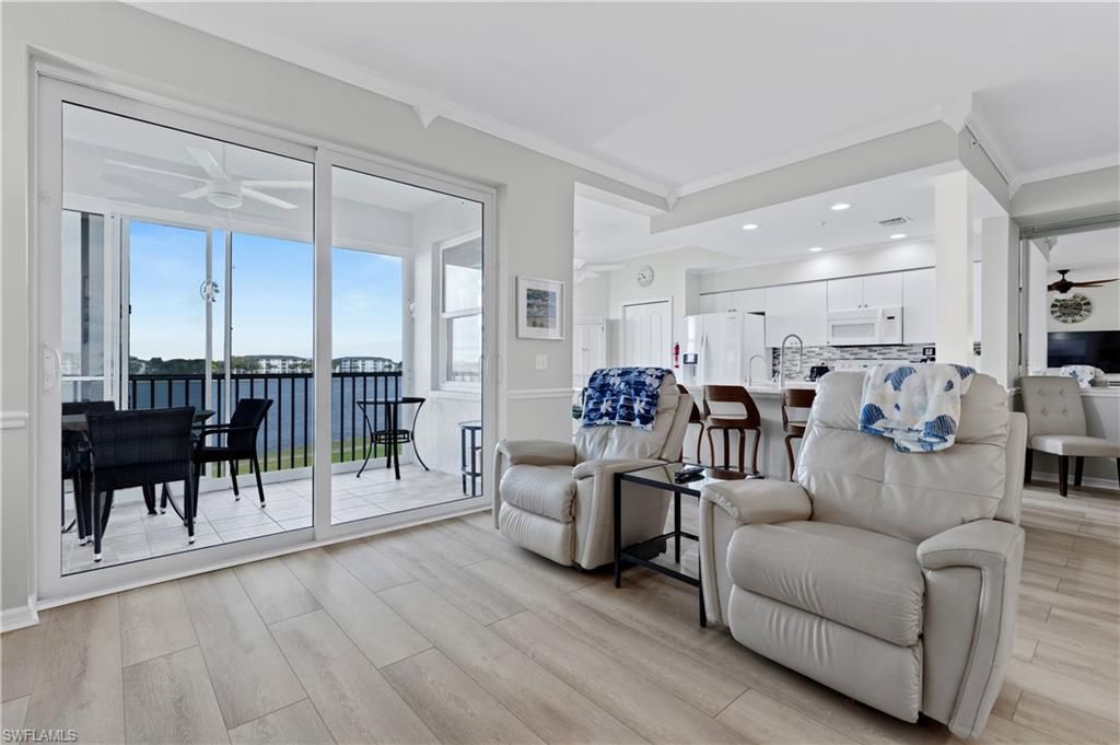 10460 Washingtonia Palm Way, Unit 1332, Fort Myers, FL 33966 Photo