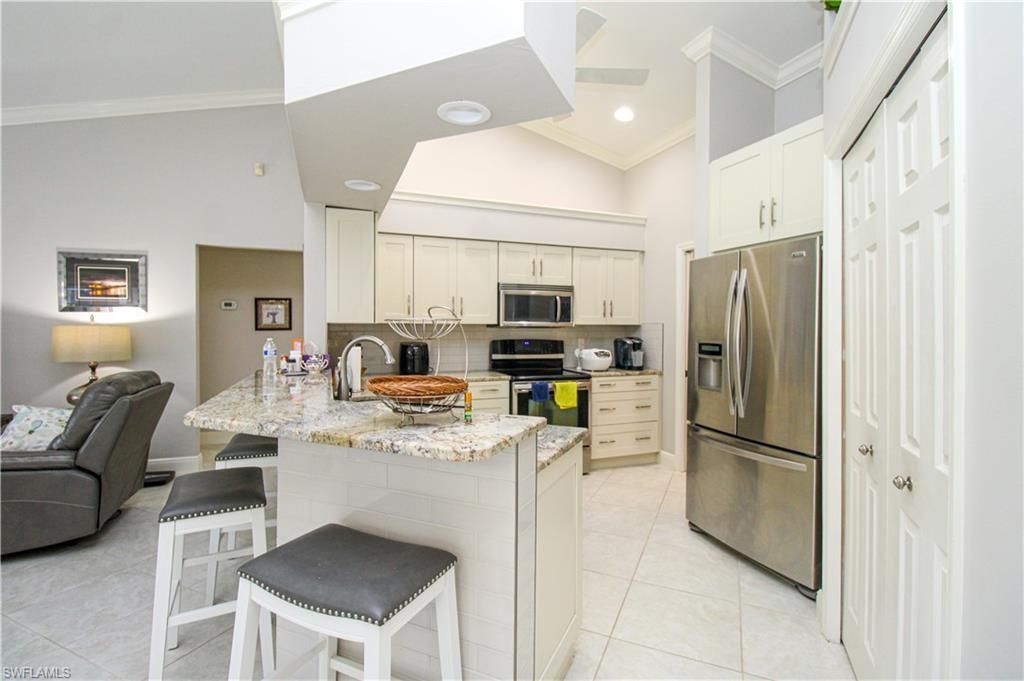 333 Wentworth Ct, Naples, FL 34104 Photo