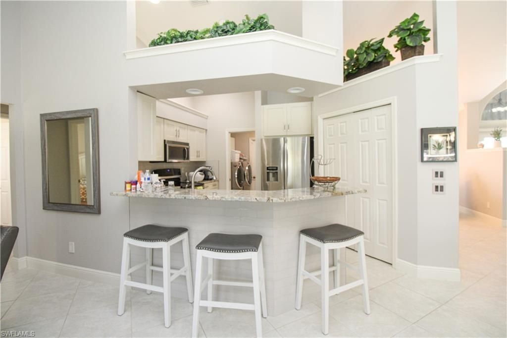 333 Wentworth Ct, Naples, FL 34104 Photo