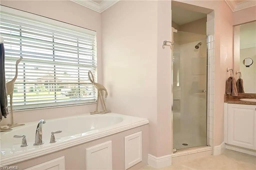 333 Wentworth Ct, Naples, FL 34104 Photo