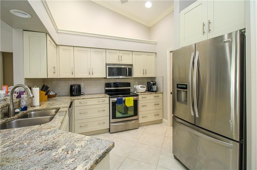 333 Wentworth Ct, Naples, FL 34104 Photo
