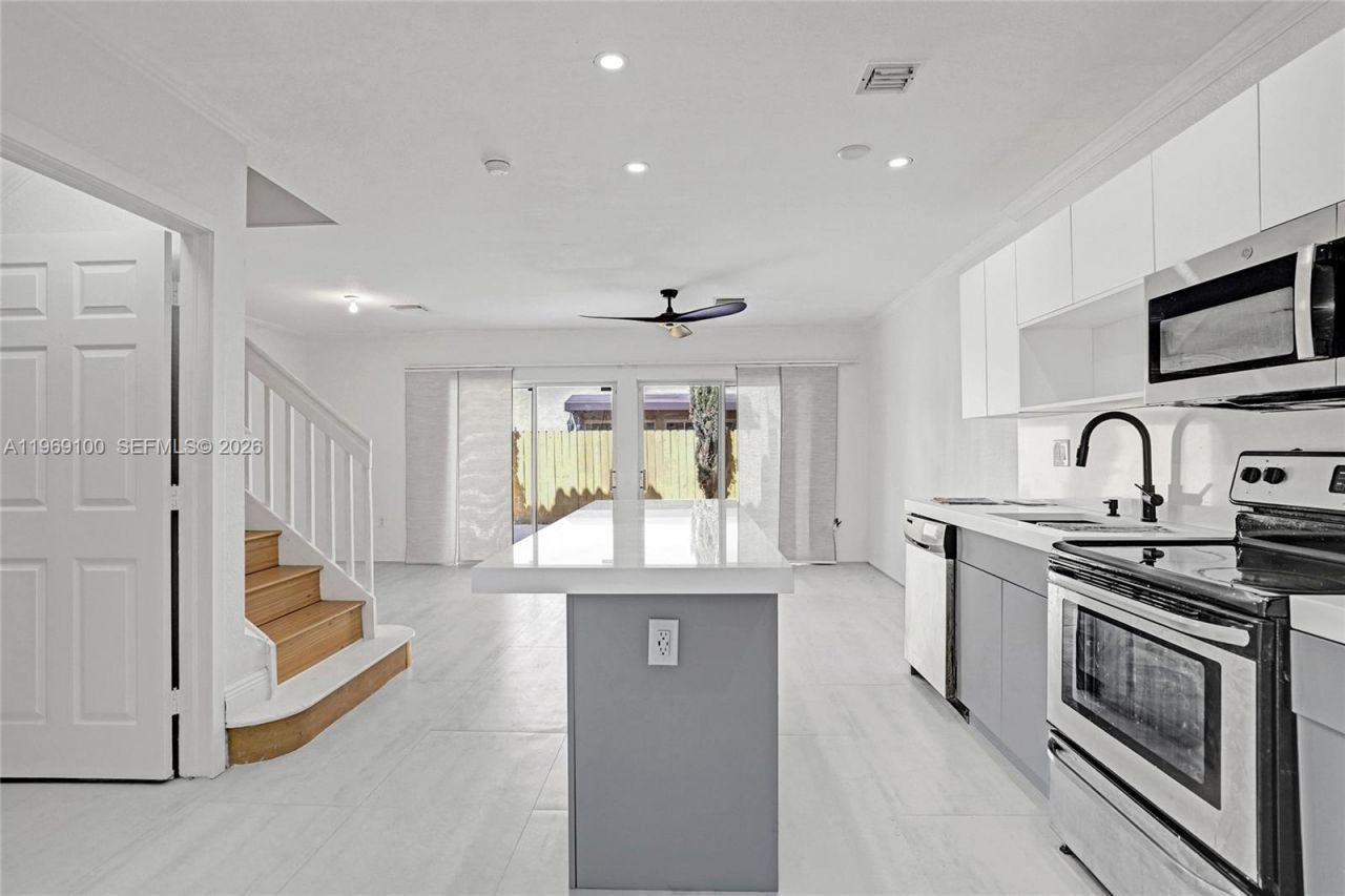 7783 SW 94th Ln, Unit 7783, Miami, FL 33156 Photo