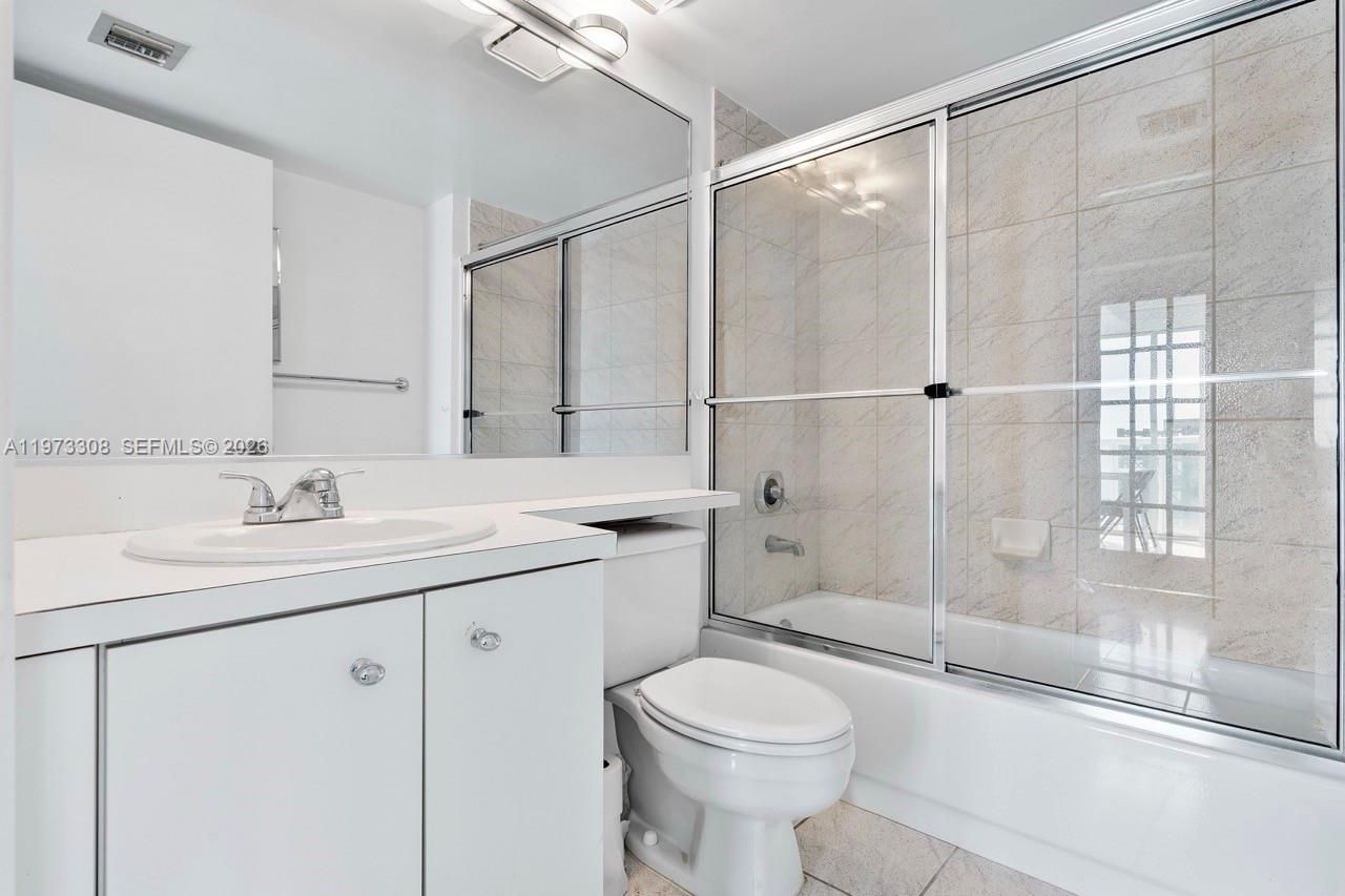 3411 Indian Creek Dr, Unit LPH1401, Miami Beach, FL 33140 Photo