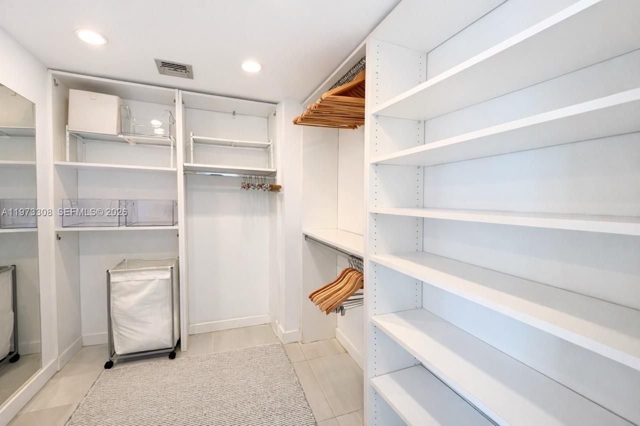 3411 Indian Creek Dr, Unit LPH1401, Miami Beach, FL 33140 Photo