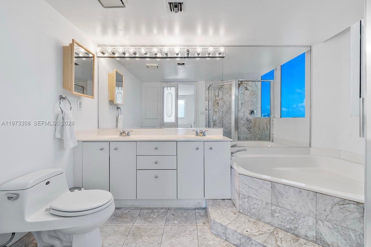 3411 Indian Creek Dr, Unit LPH1401, Miami Beach, FL 33140 Photo