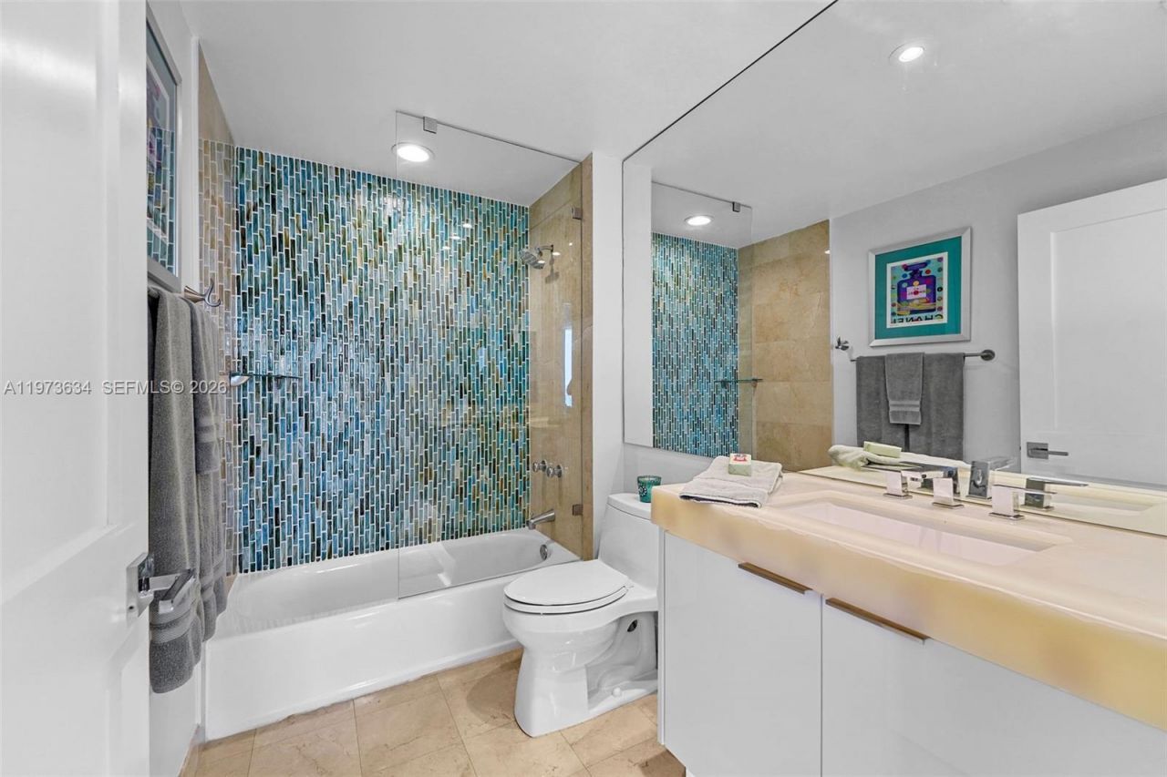 650 West Ave, Unit PH09, Miami Beach, FL 33139 Photo