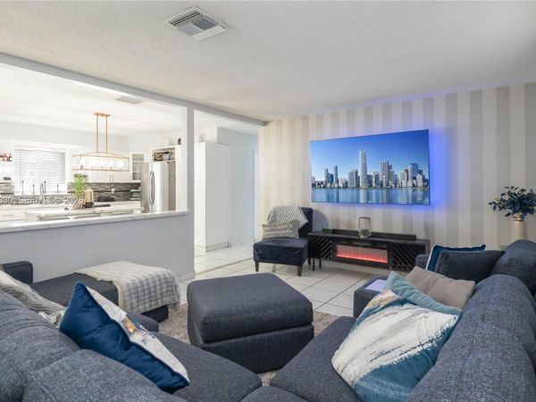 5640 Hayes St, Unit 5640, Hollywood, FL 33021