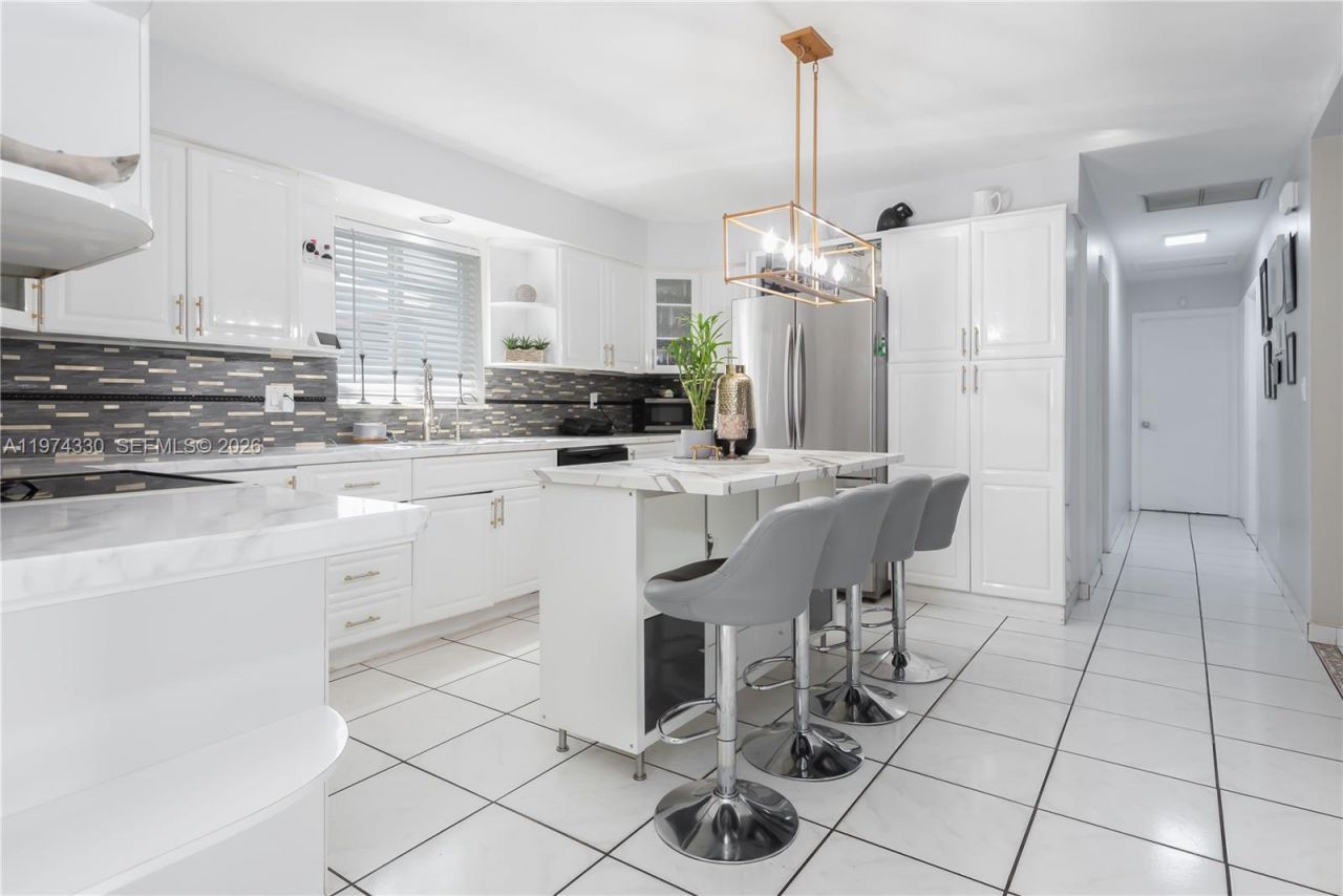 5640 Hayes St, Unit 5640, Hollywood, FL 33021 Photo