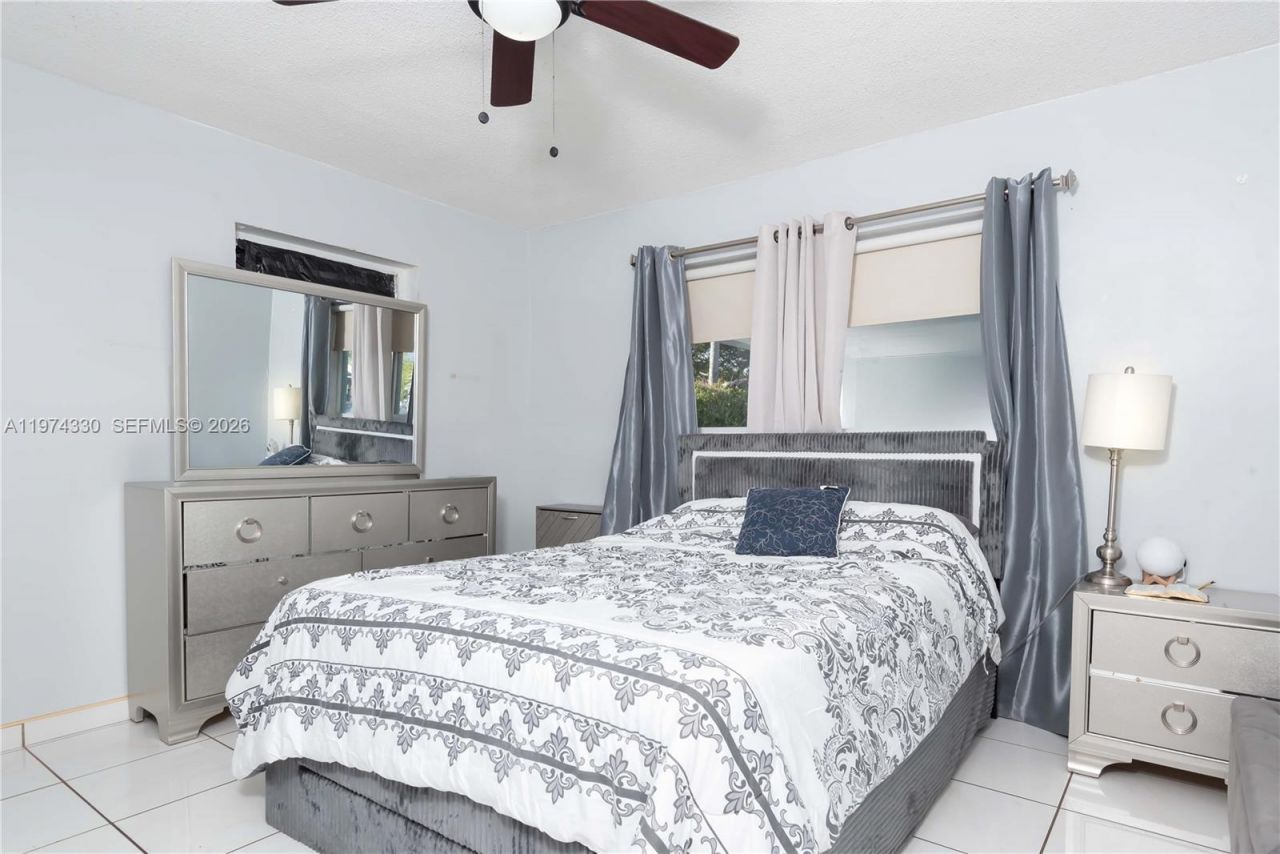 5640 Hayes St, Unit 5640, Hollywood, FL 33021 Photo