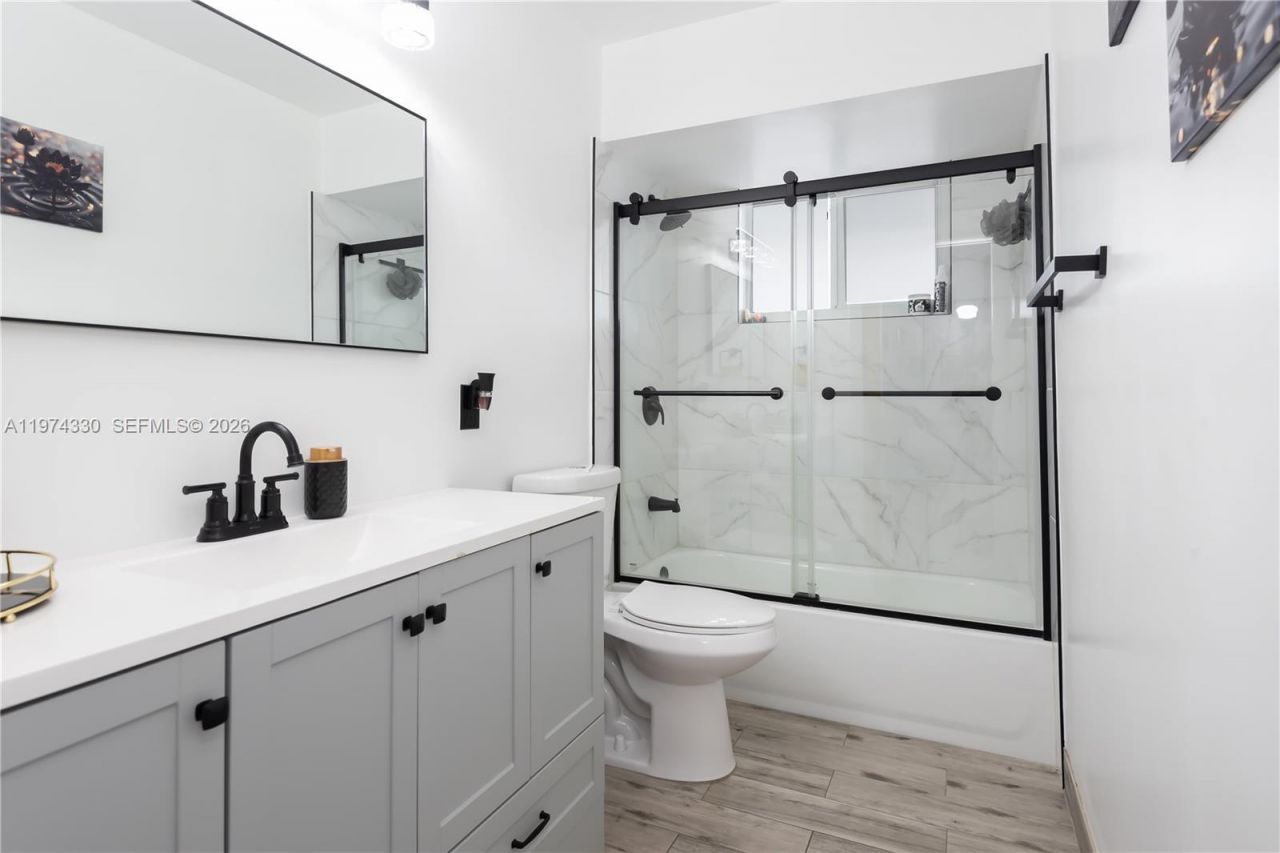 5640 Hayes St, Unit 5640, Hollywood, FL 33021 Photo