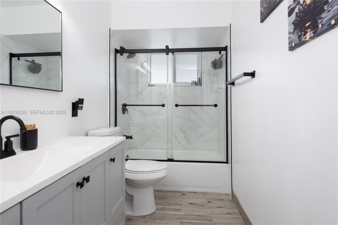 5640 Hayes St, Unit 5640, Hollywood, FL 33021 Photo