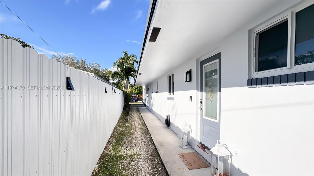 5640 Hayes St, Unit 5640, Hollywood, FL 33021 Photo