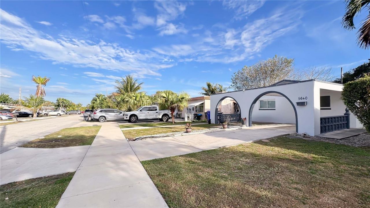 5640 Hayes St, Unit 5640, Hollywood, FL 33021 Photo