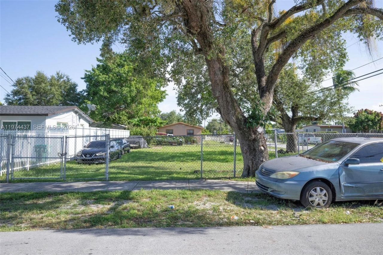 1990 NW 153rd St , Miami Gardens, FL 33054 Photo