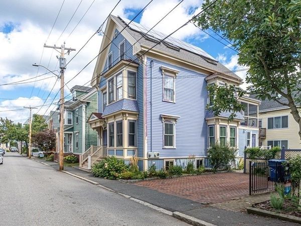 30 Boardman St, Unit B, Salem, MA 01970