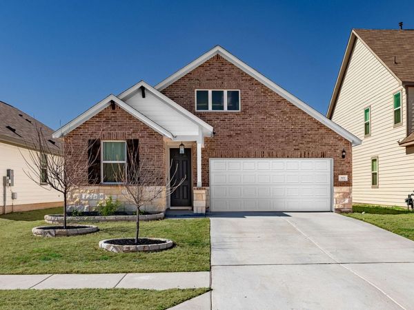 307 Gray Fox LOOP , Hutto, TX 78634