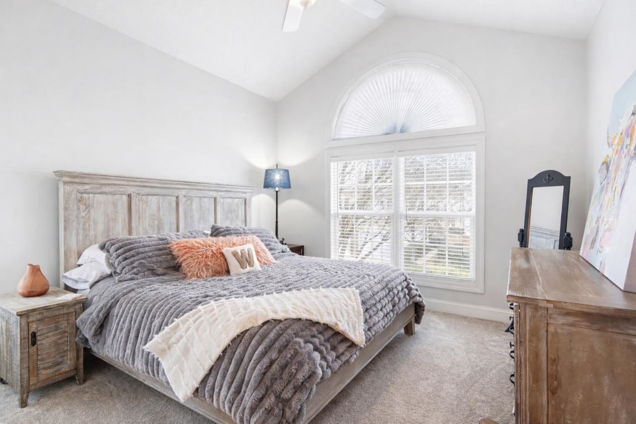 1381 Cottage Dr.  Photo 16